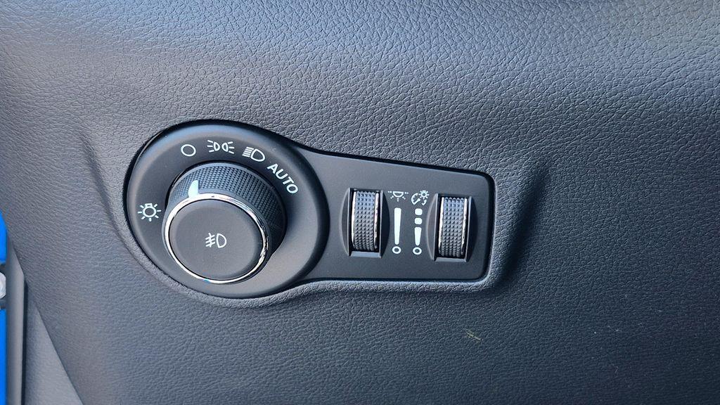 new 2026 Jeep Compass car, priced at $31,028
