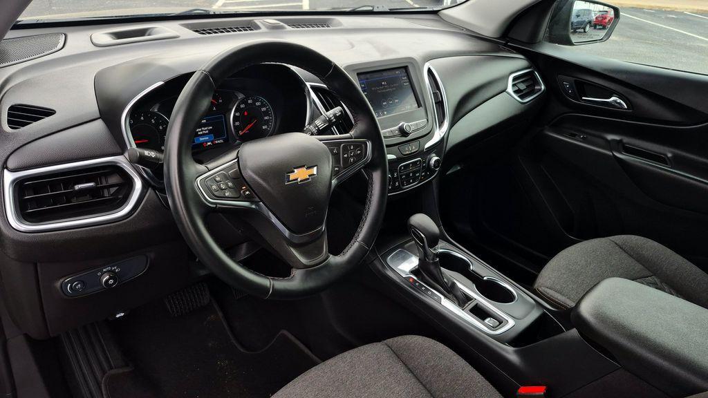 used 2024 Chevrolet Equinox car, priced at $18,995