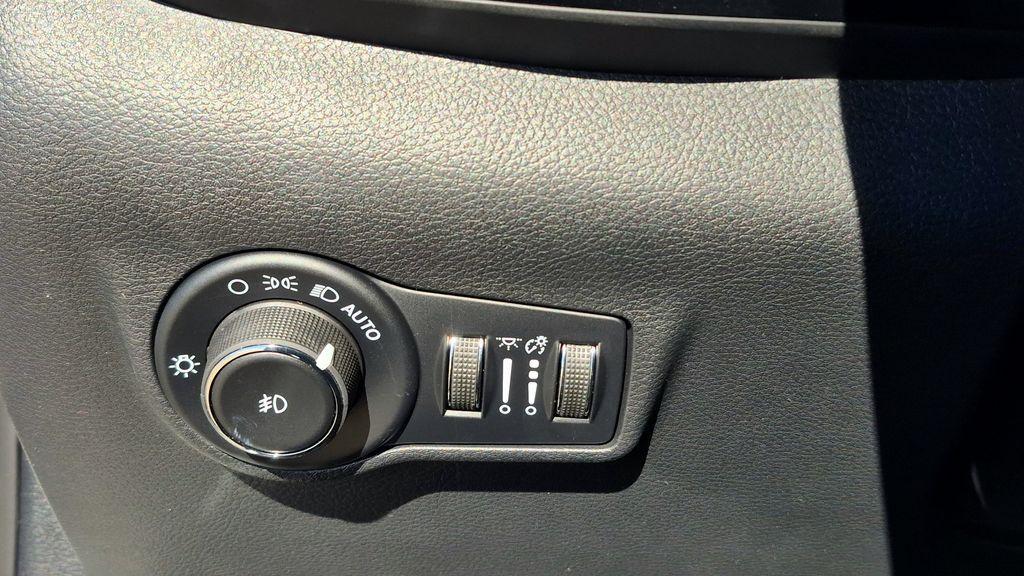 new 2026 Jeep Compass car, priced at $31,651