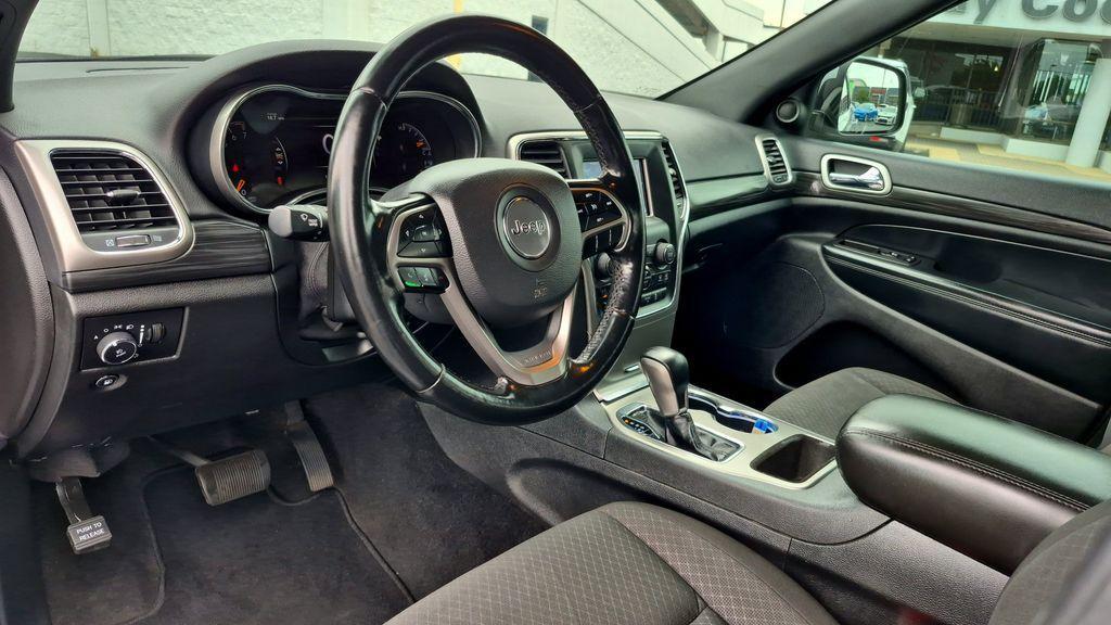 used 2021 Jeep Grand Cherokee car, priced at $20,216
