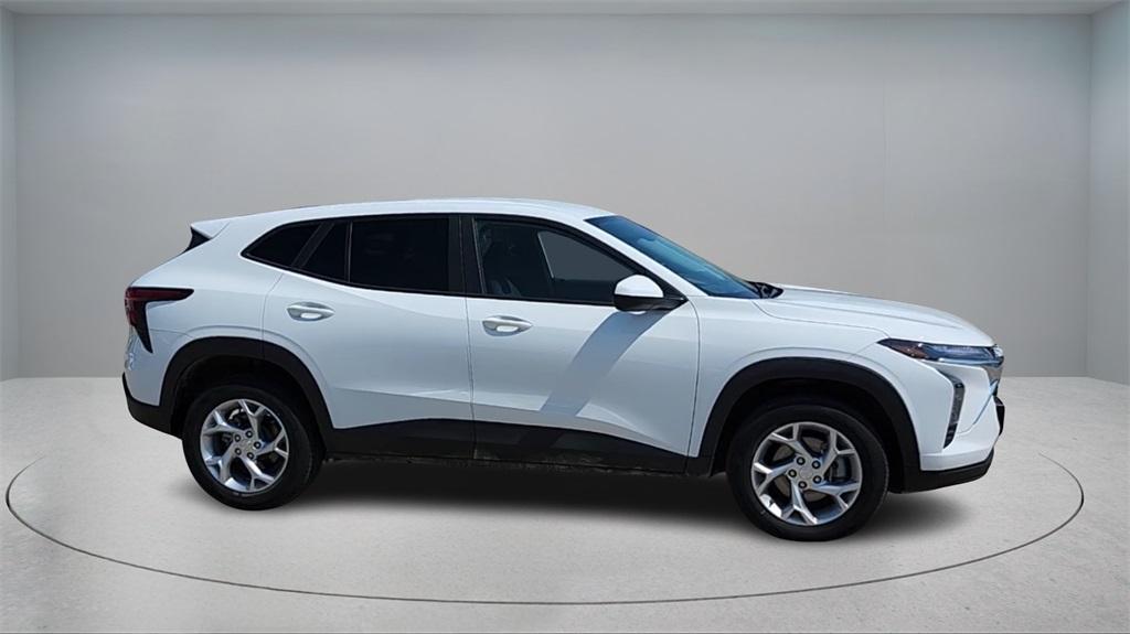 used 2024 Chevrolet Trax car, priced at $18,995
