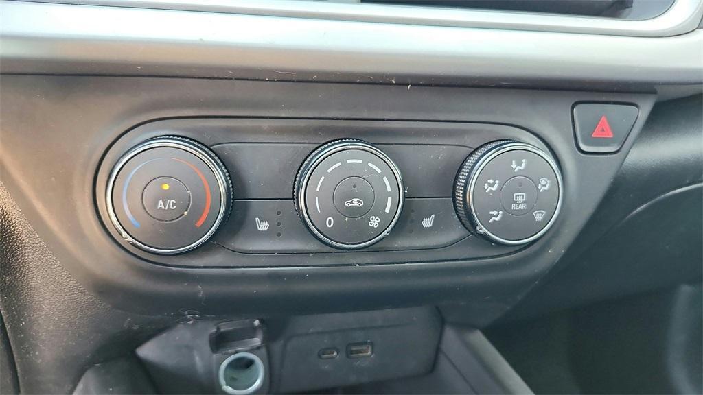 used 2024 Chevrolet Trax car, priced at $18,995