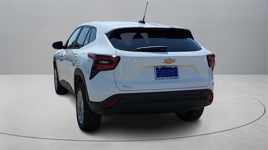 used 2024 Chevrolet Trax car, priced at $18,995