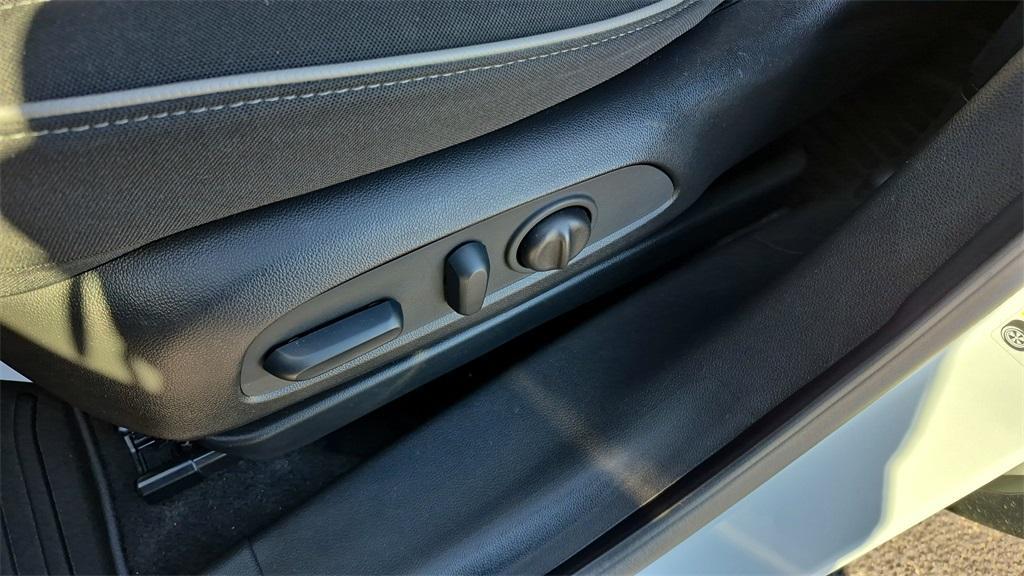 used 2023 Chevrolet TrailBlazer car, priced at $19,999