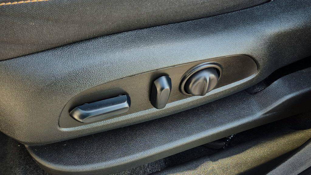 used 2024 Chevrolet Equinox car, priced at $20,992