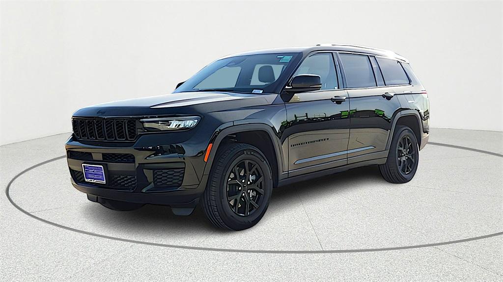 new 2025 Jeep Grand Cherokee L car, priced at $42,752