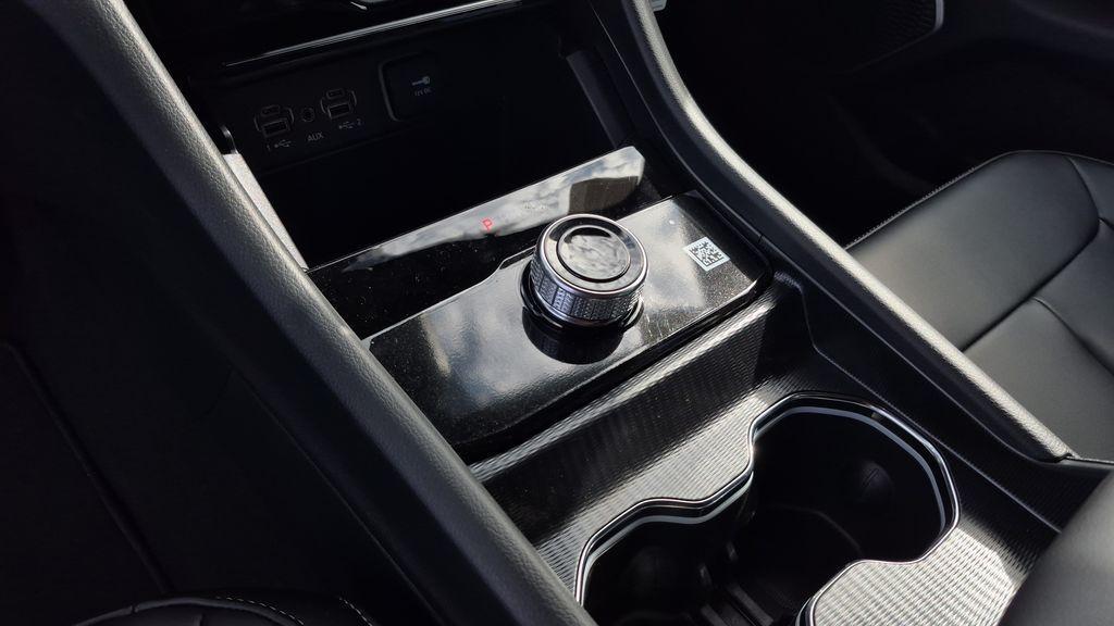 new 2026 Jeep Grand Cherokee car, priced at $42,585