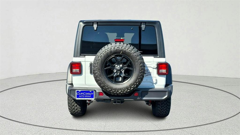 new 2025 Jeep Wrangler car, priced at $44,708