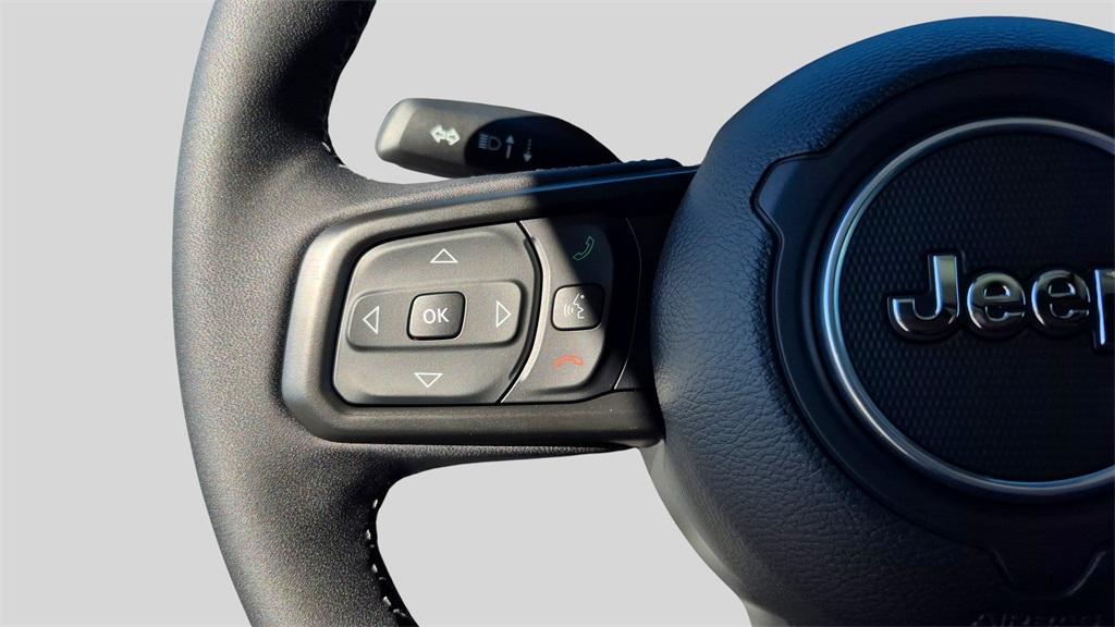 new 2025 Jeep Wrangler car, priced at $44,708