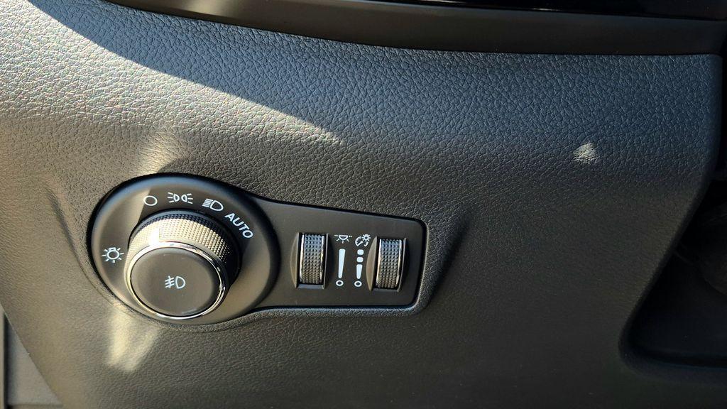 new 2026 Jeep Compass car, priced at $32,771
