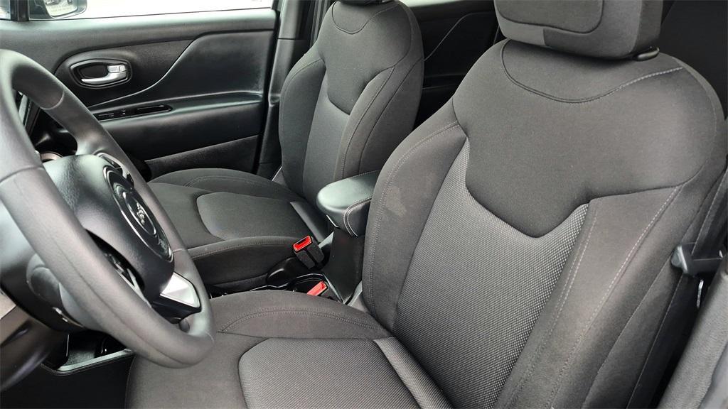 used 2023 Jeep Renegade car, priced at $18,992