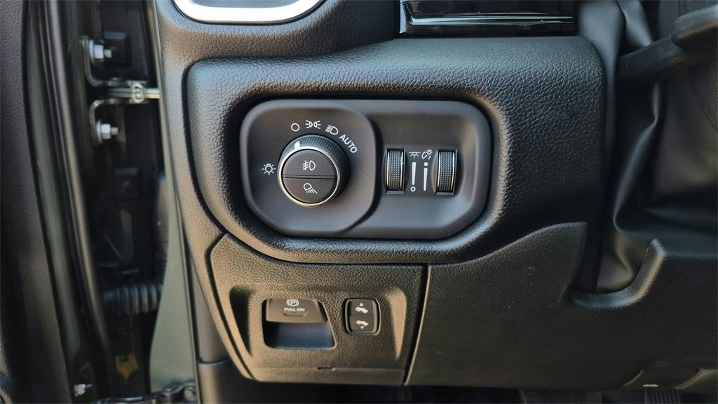 new 2026 Ram 1500 car, priced at $61,053