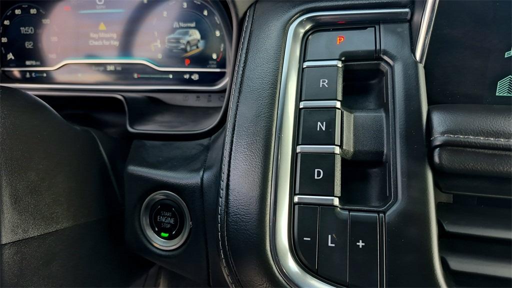 used 2024 Chevrolet Tahoe car, priced at $39,995