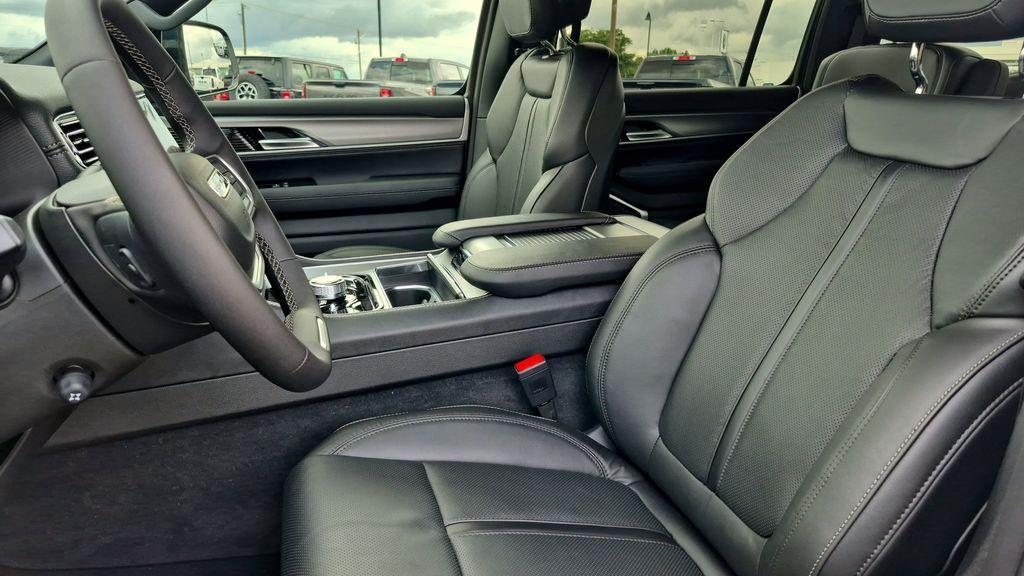 new 2026 Jeep Grand Wagoneer car, priced at $70,740