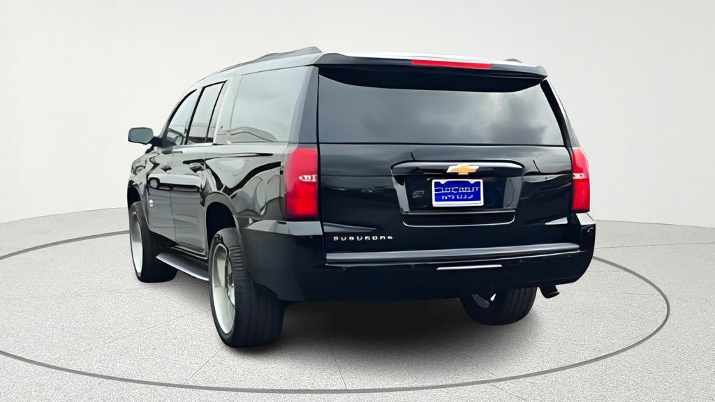 used 2020 Chevrolet Suburban car, priced at $17,895