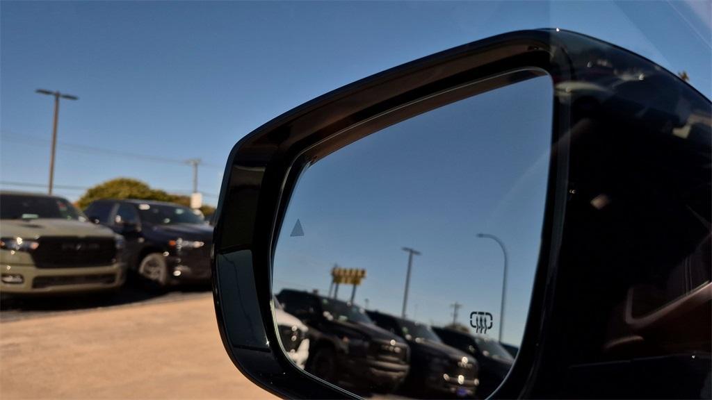 new 2025 Jeep Grand Cherokee car, priced at $50,939