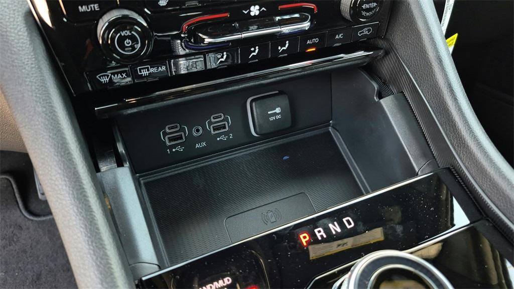 new 2025 Jeep Grand Cherokee car, priced at $54,084