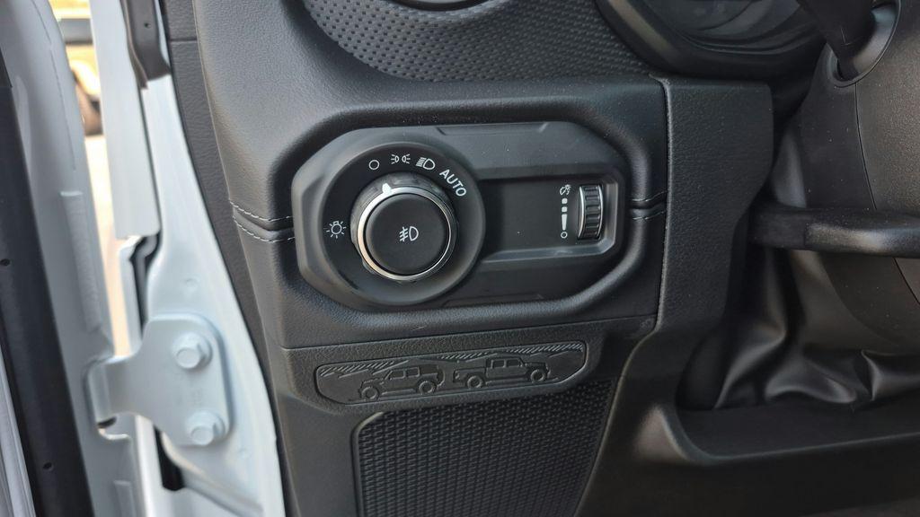 new 2025 Jeep Wrangler car, priced at $101,291