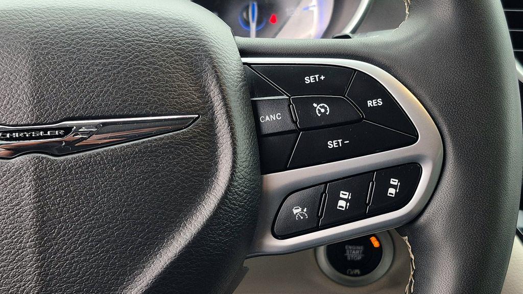 used 2023 Chrysler Pacifica car, priced at $21,992