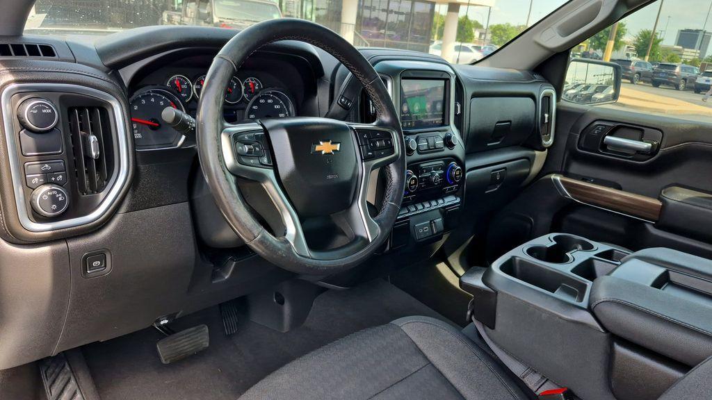 used 2021 Chevrolet Silverado 1500 car, priced at $28,216