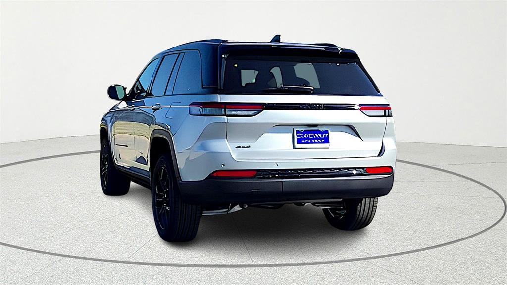 new 2025 Jeep Grand Cherokee car, priced at $52,965