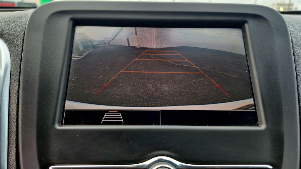 used 2024 Chevrolet Equinox car, priced at $21,995