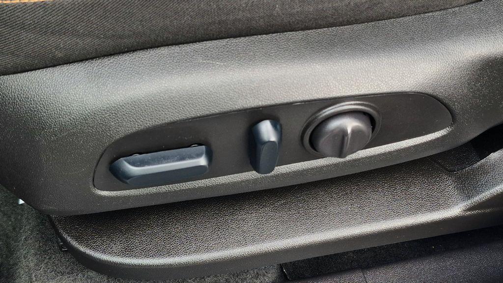 used 2024 Chevrolet Equinox car, priced at $21,995