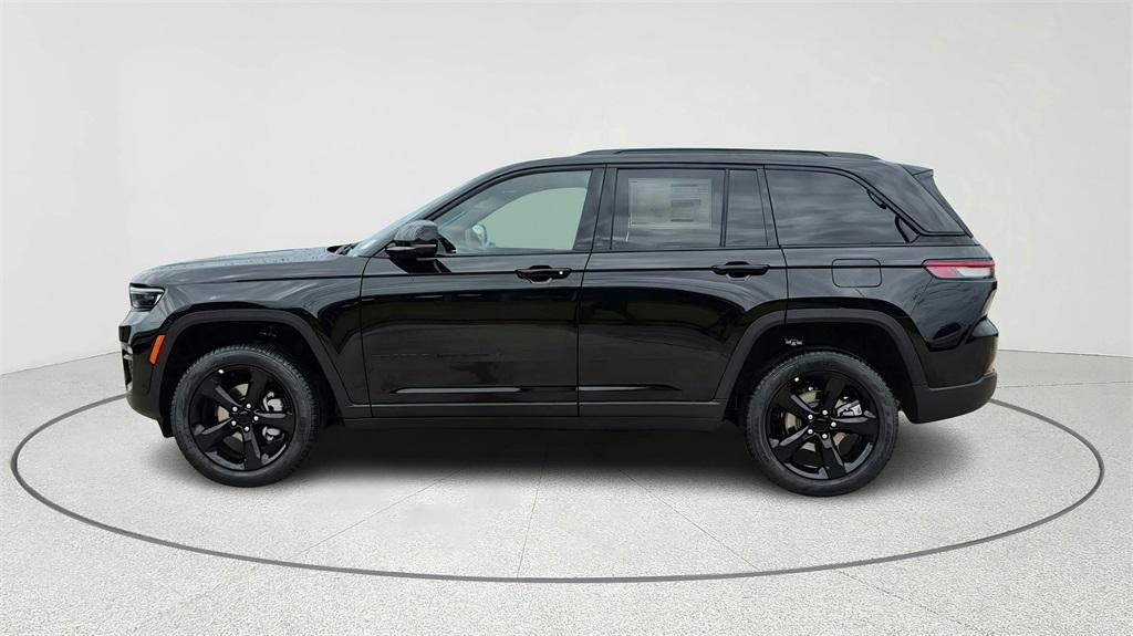 new 2025 Jeep Grand Cherokee car, priced at $50,834