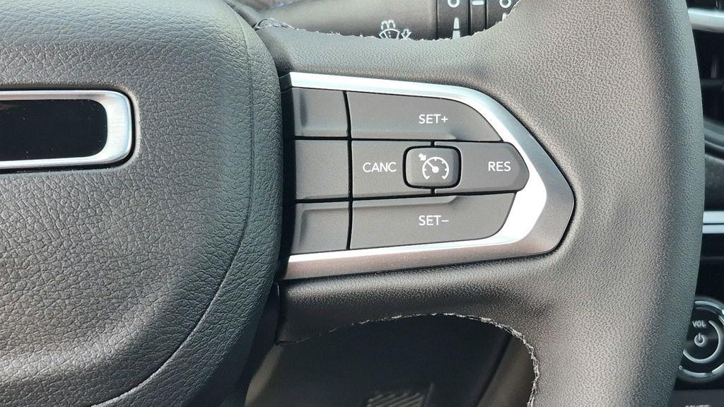 new 2026 Jeep Compass car, priced at $32,528
