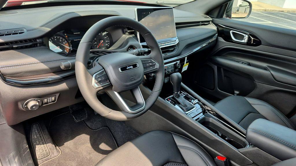 new 2026 Jeep Compass car, priced at $32,528