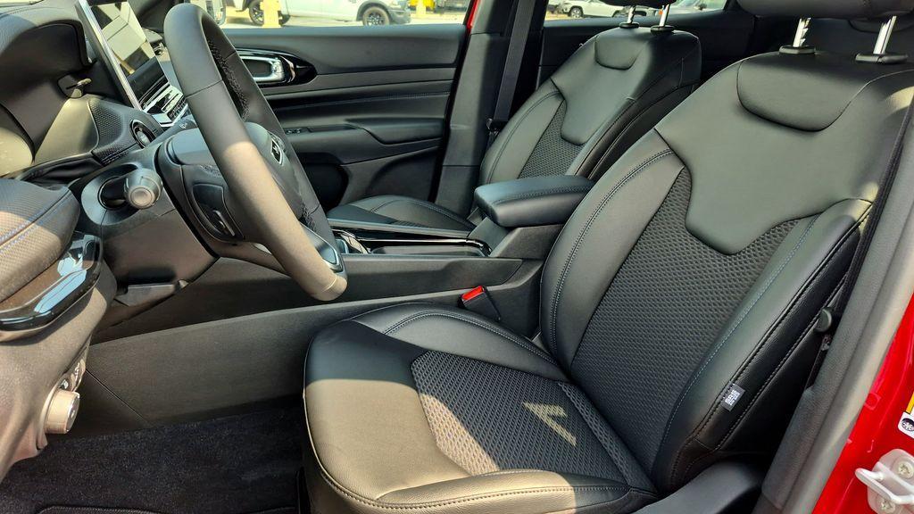 new 2026 Jeep Compass car, priced at $32,528