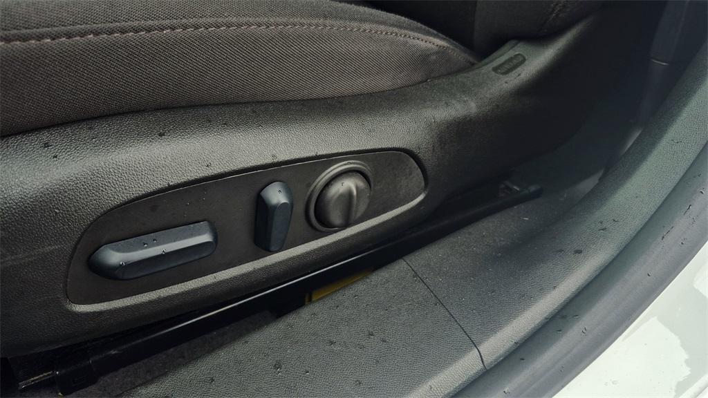 used 2024 Chevrolet Malibu car