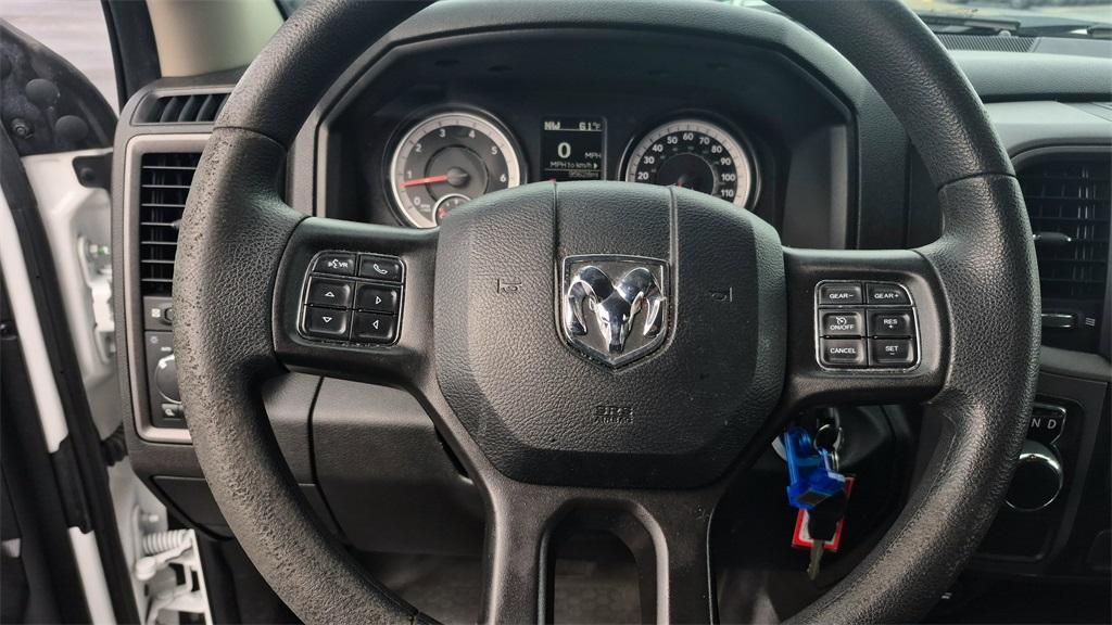 used 2022 Ram 1500 Classic car, priced at $25,499