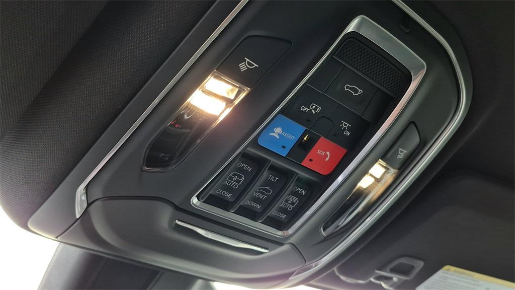 new 2025 Jeep Grand Cherokee L car, priced at $50,979