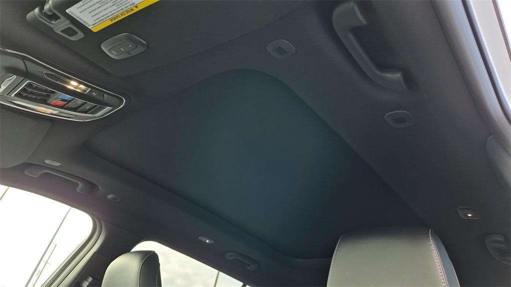 new 2025 Jeep Grand Cherokee L car, priced at $50,979