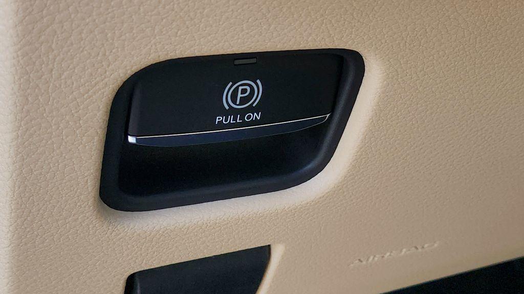 new 2026 Jeep Grand Cherokee L car, priced at $39,798