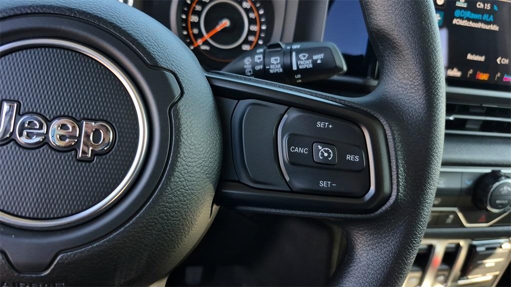 new 2026 Jeep Wrangler car, priced at $36,567