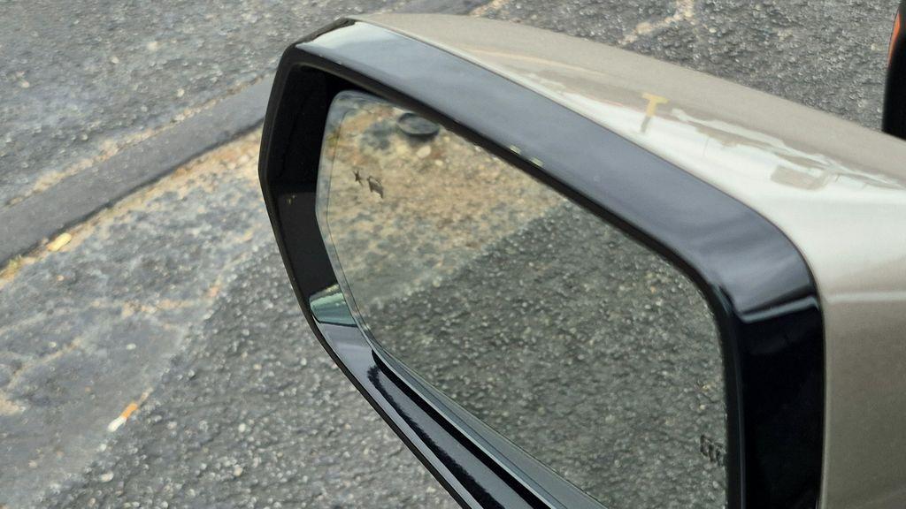 used 2025 Cadillac XT4 car, priced at $34,220