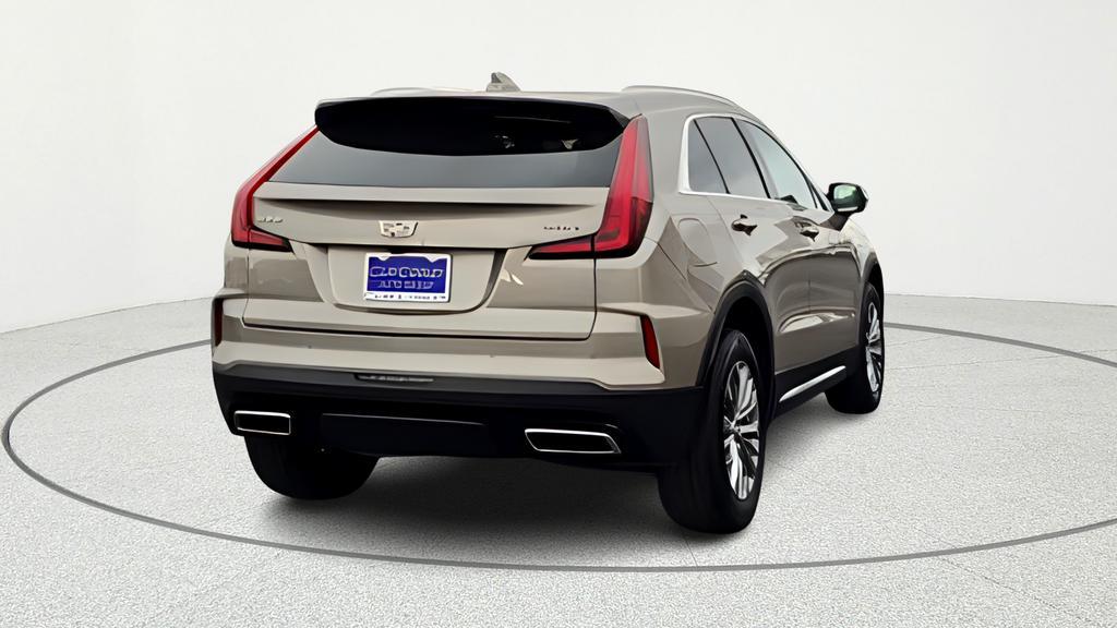 used 2025 Cadillac XT4 car, priced at $34,220