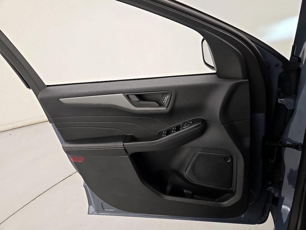 used 2025 Ford Escape car, priced at $23,998