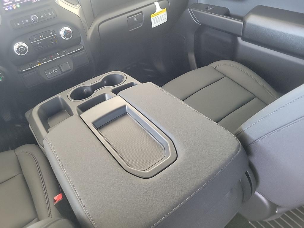 new 2026 GMC Sierra 1500 car, priced at $44,375