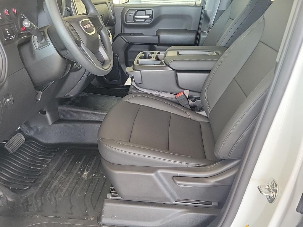 new 2026 GMC Sierra 1500 car, priced at $44,375