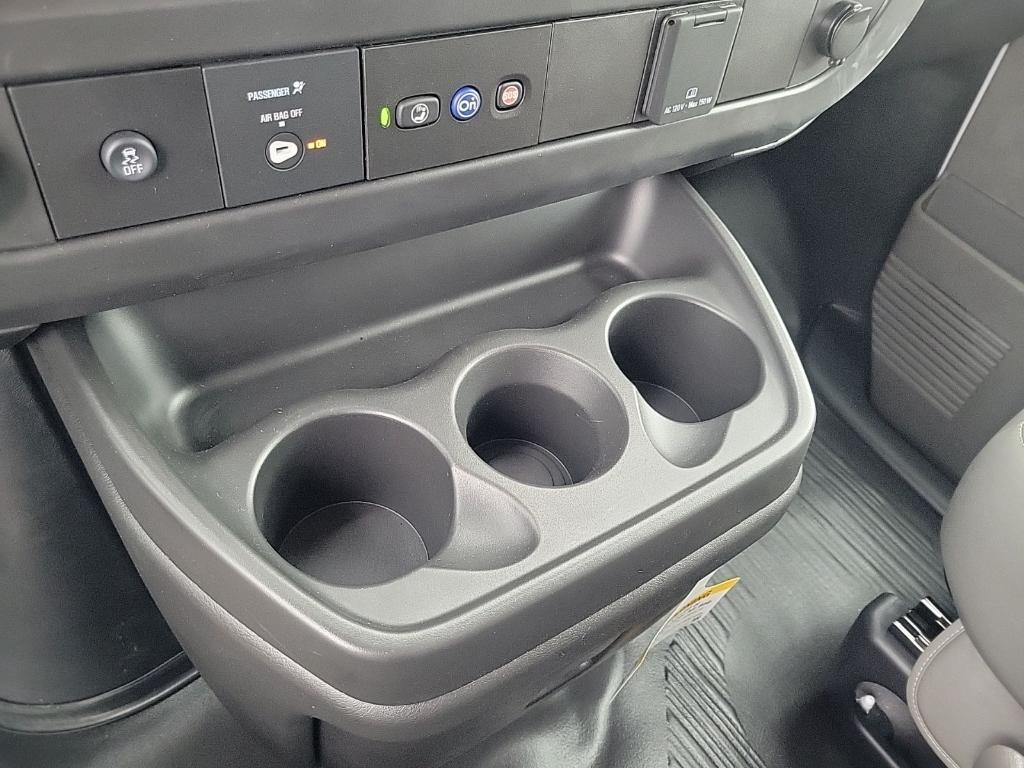 new 2025 GMC Savana 2500 car, priced at $45,780