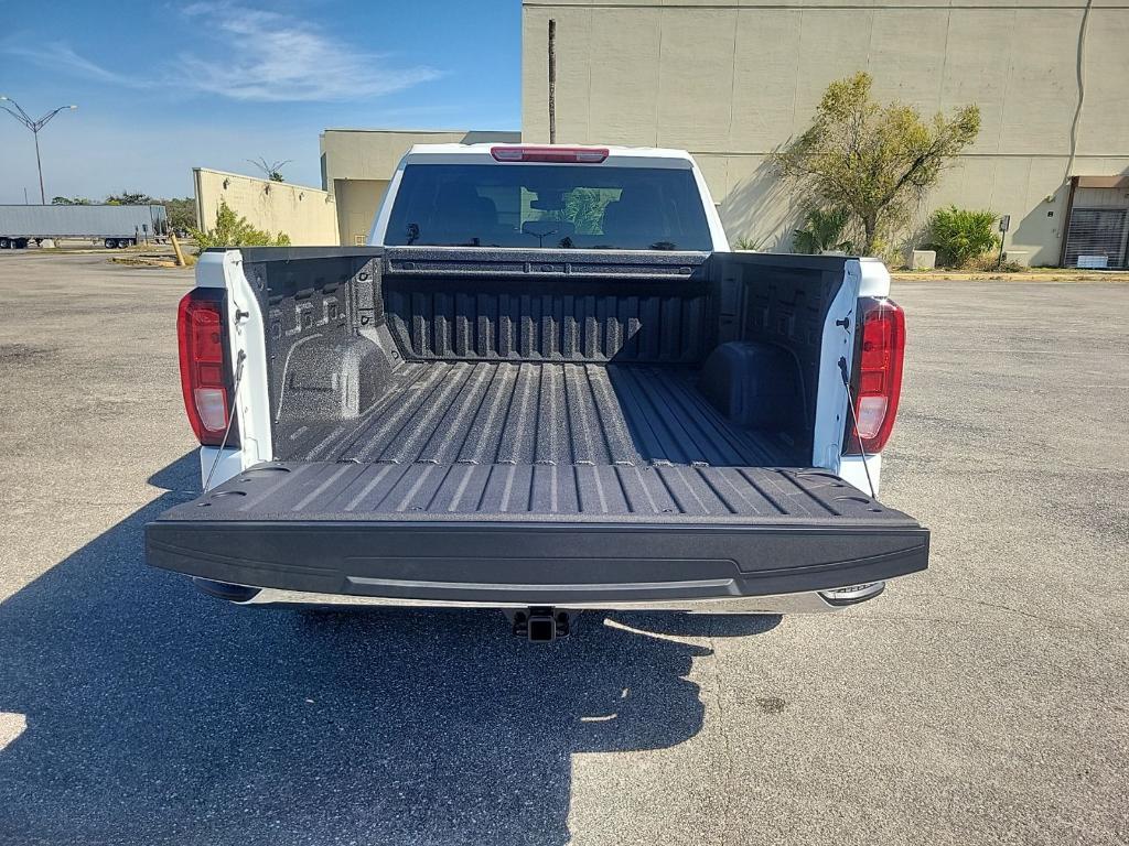 new 2026 GMC Sierra 1500 car, priced at $44,375