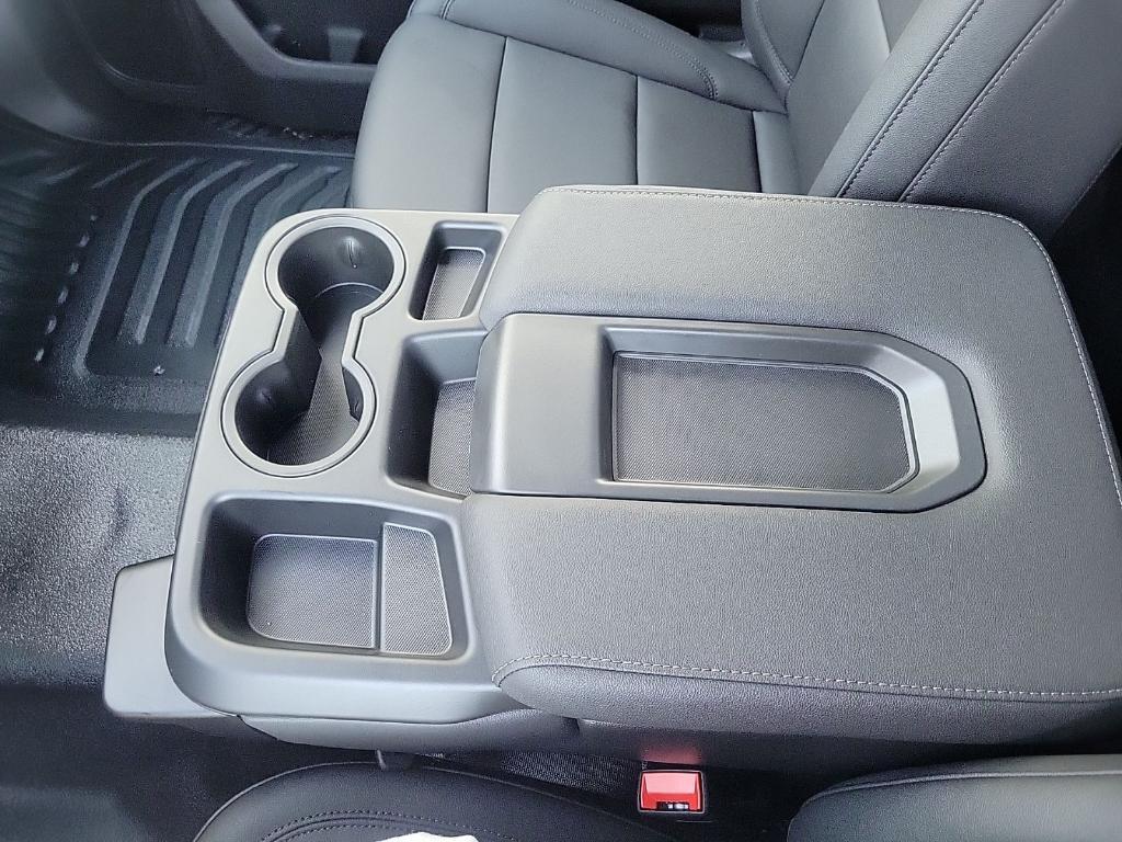 new 2026 GMC Sierra 1500 car, priced at $41,135