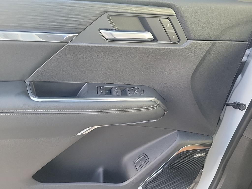 new 2026 GMC Acadia car, priced at $48,625