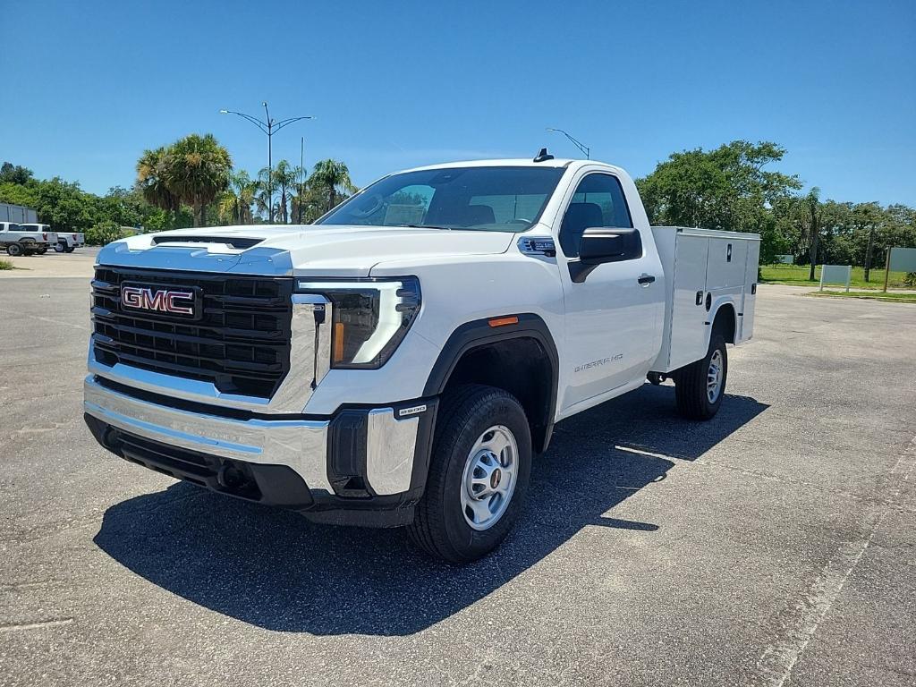 new 2025 GMC Sierra 2500 car, priced at $50,628