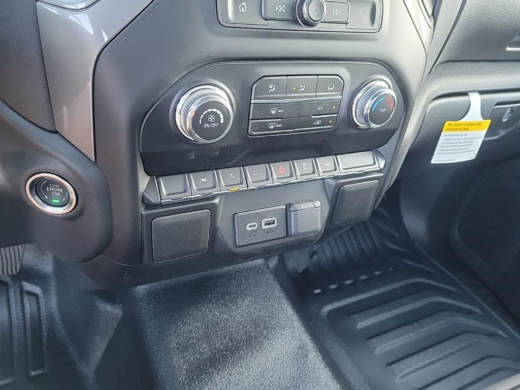 new 2026 GMC Sierra 1500 car, priced at $41,135