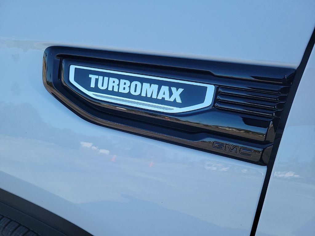 new 2026 GMC Sierra 1500 car, priced at $41,135