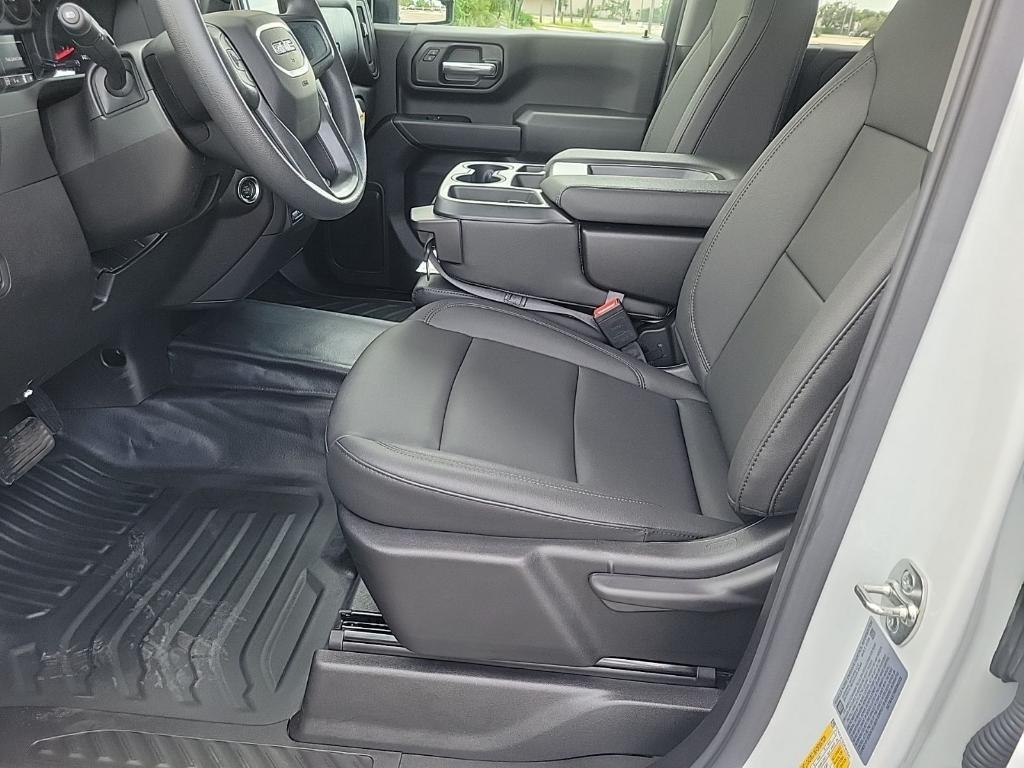 new 2025 GMC Sierra 2500 car, priced at $58,335